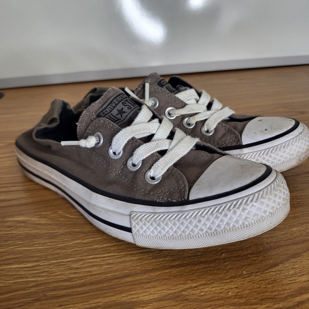 Converse Gray Canvas Low-Top Sneakers - White Laces Womens Size 7